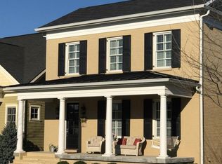 10713 Jimson St, Prospect, KY 40059