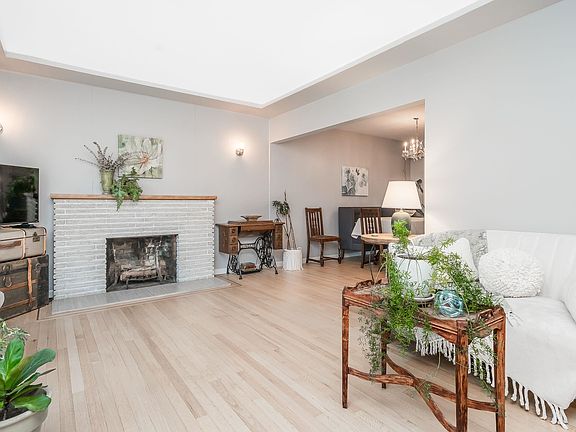 4th image of 9727 Hazel St