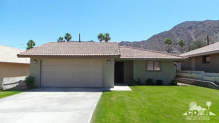 1st image of 54390 Avenida Herrera