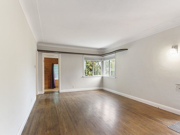 5th image of 5821 Satsuma Ave