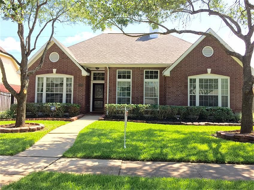 1st image of 4327 Magnolia Ln