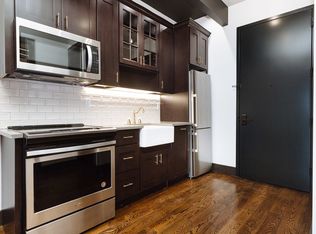 237 Hawthorne St #3A, Brooklyn, NY 11225