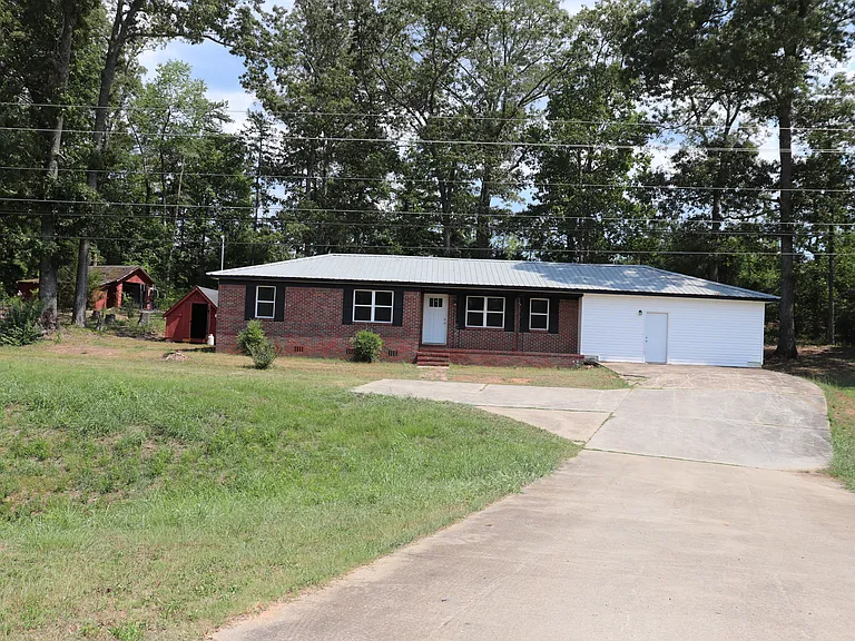 49980 State Highway 21 — Photo 2