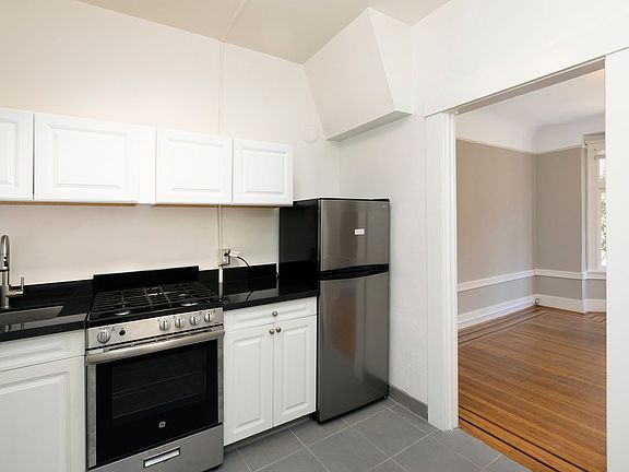 4th image of 839 Jones St APT 7