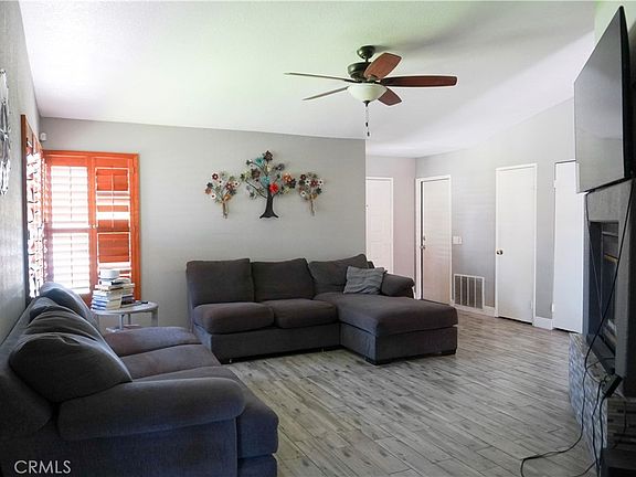 2nd image of 23571 Tarara Dr
