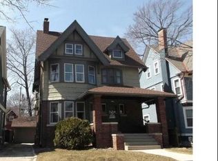 3225 N Shepard Ave, Milwaukee, WI 53211