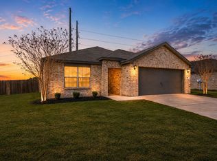 144 Barbwire Way, Newark, TX 76071