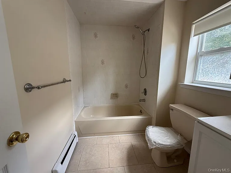 60 Columbia Ave — Photo 26