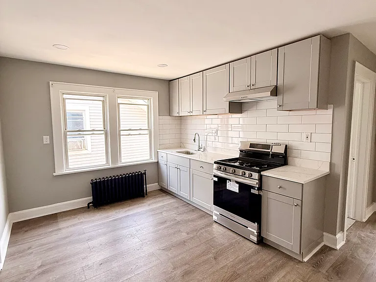 175 Clinton Ave #2 — Photo 2