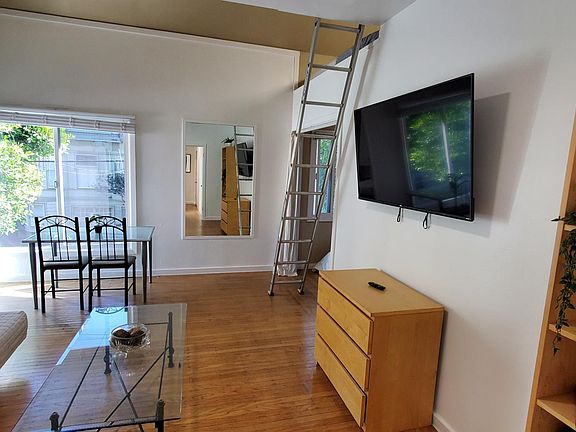 3rd image of 874 Fell St #1A