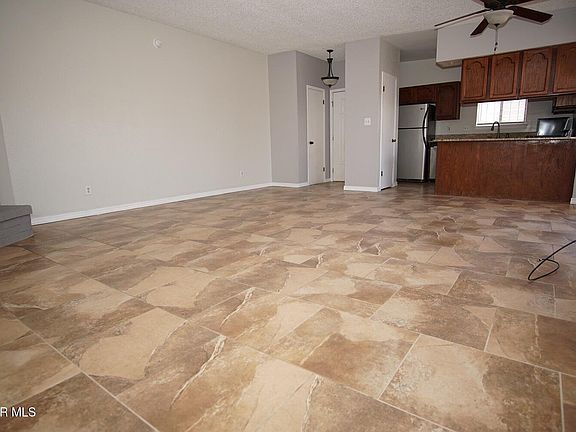 5th image of 3114 Isla Marino St