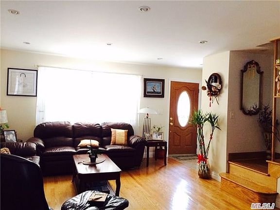 5th image of 6428 217th St