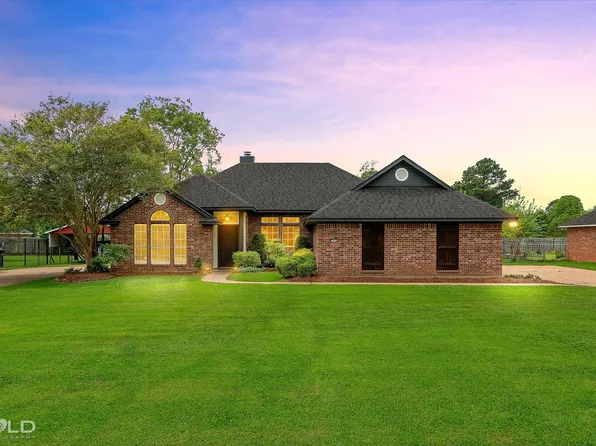 1962 Palmetto Rd, Benton, LA 71006