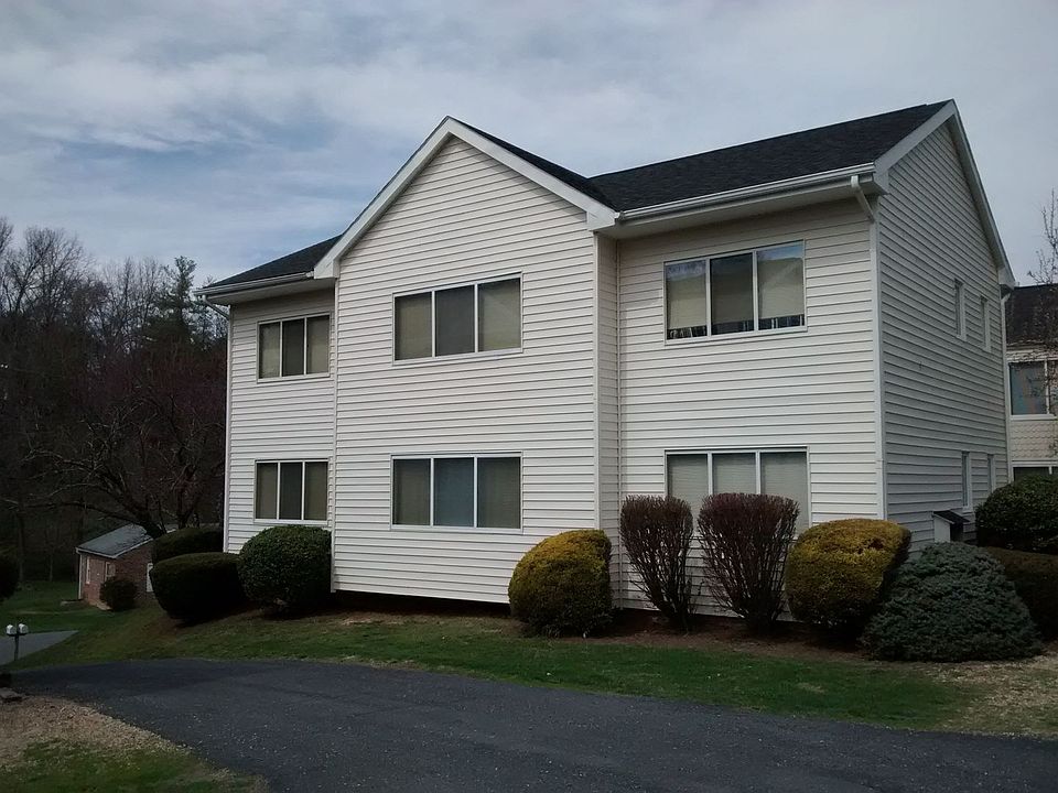 1st image of 722B Plunkett St