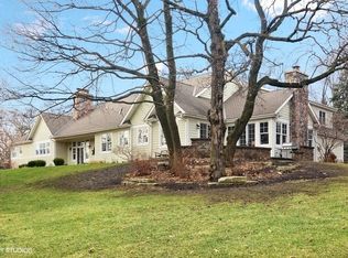 413 Cumnock Rd, Inverness, IL 60067