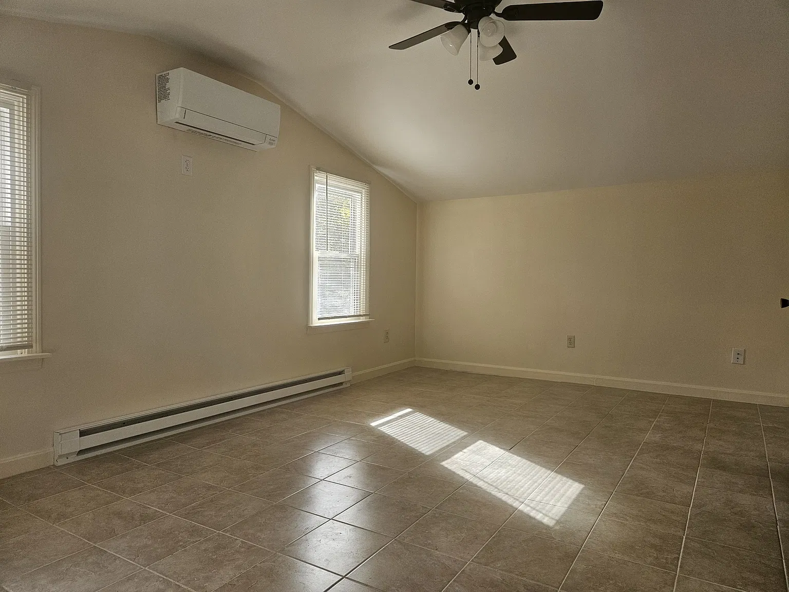 1 bed, 654 sqft, $1,500 — Photo 2