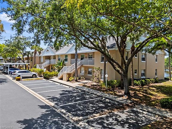 3rd image of 162 Pebble Shores DR #101