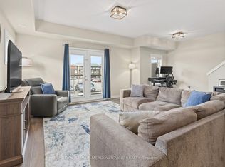 39 Kay Cres #20, Guelph, ON N1L 0N5