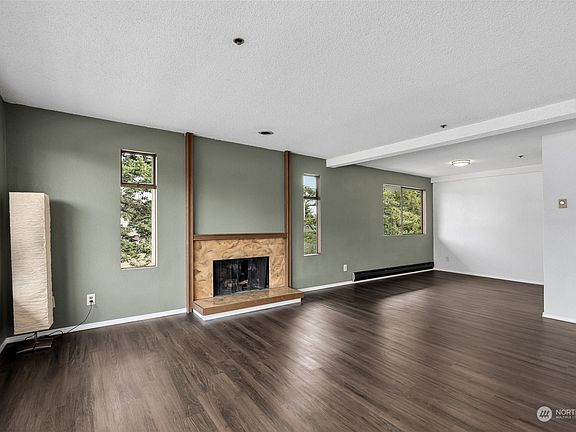 3rd image of 18620 52nd Avenue W #144