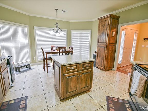 4th image of 2008 Waterford Ln