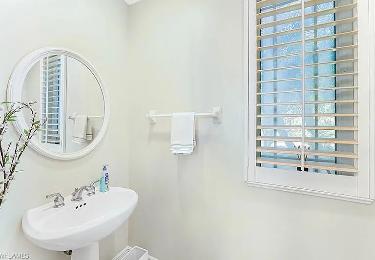 11234 Five Oaks Ln — Photo 18