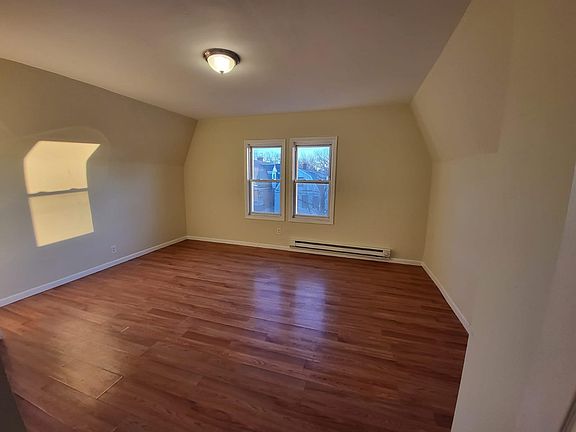 4th image of 469 Avon Ave #C