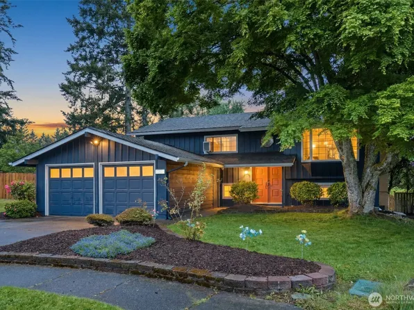 17518 NE 22nd Court, Redmond, WA 98052