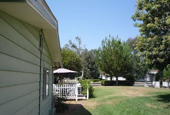 5th image of 2250 N Broadway Spc 39