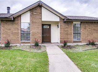 8313 Woodside Rd, Rowlett, TX 75088