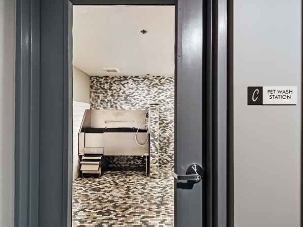 3001 McKnight East Dr APT 219