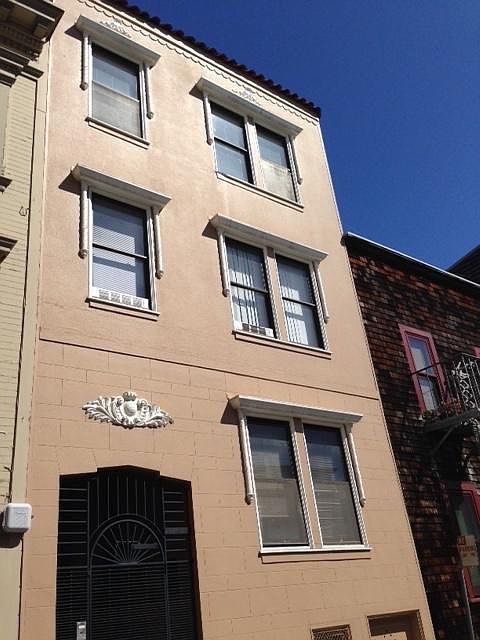 1st image of 118 Varennes St