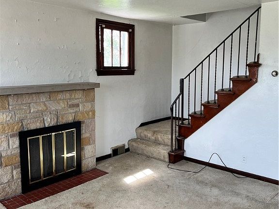 2nd image of 805 Patterson Ave
