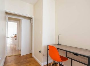 8 Eliot Ave #3, Chestnut Hill, MA 02467