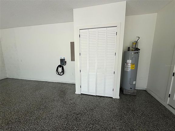 5th image of 1148 Turner Ln