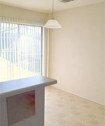 5th image of 5803 Redstone Dr APT D