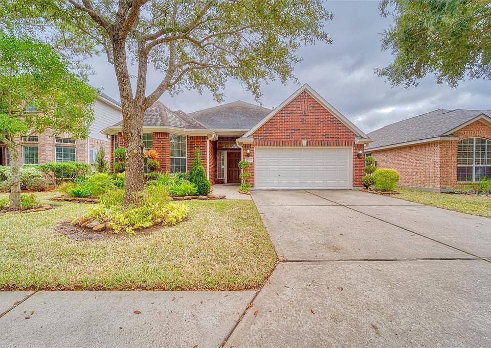 1st image of 10414 Lyndon Meadows Dr