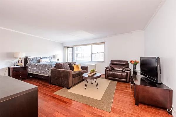 1st image of 330 E 49th St APT 12A1