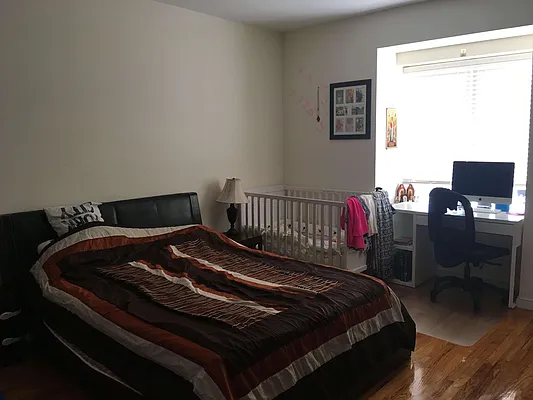 Sold by Advisors Realty Inc | media 17