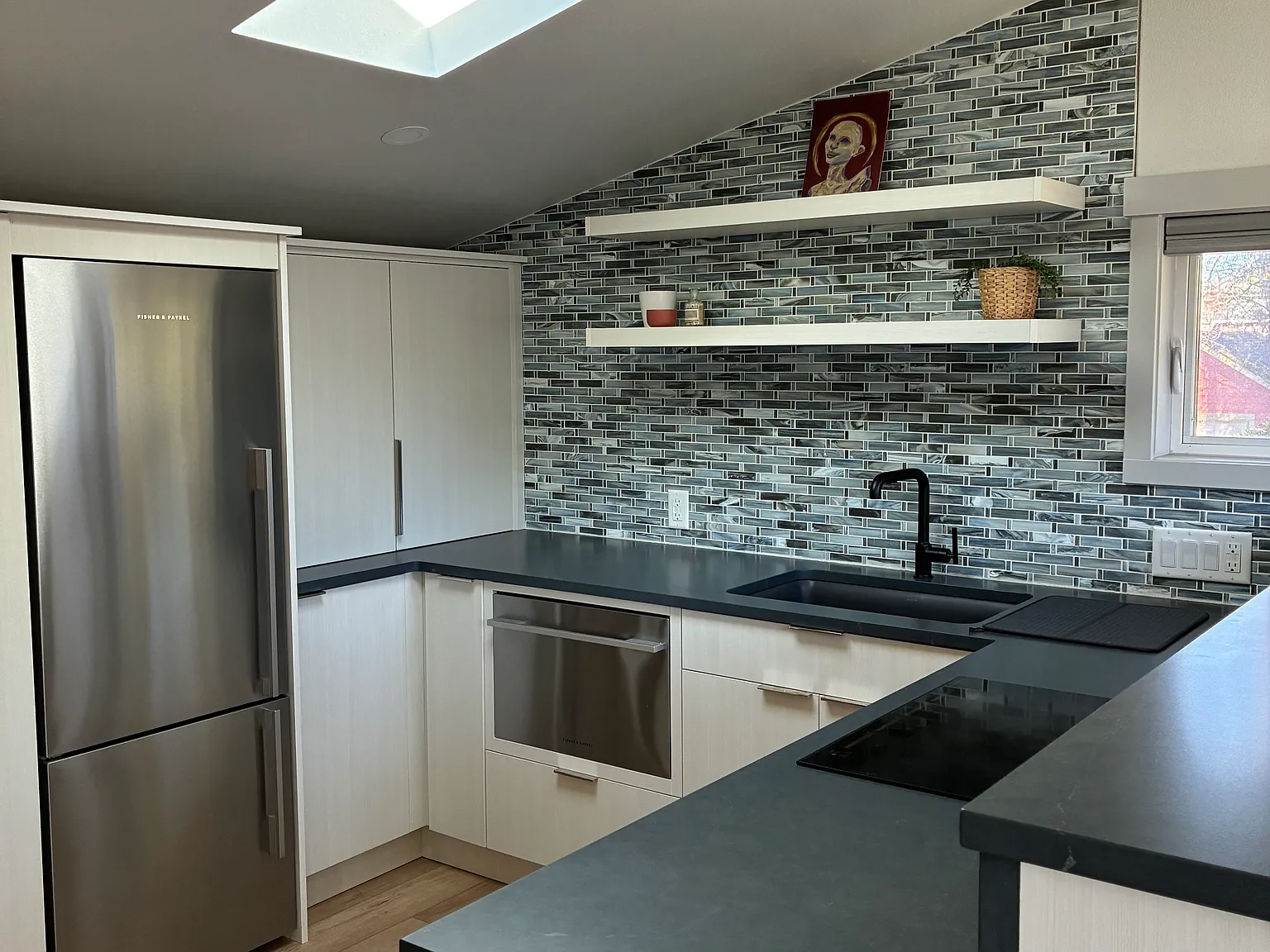 Studio, 385 sqft, $1,445 — Photo 4
