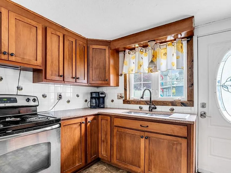 22 Hart St — Photo 7