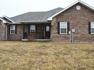 1245 E 471st Rd, Bolivar, MO 65613