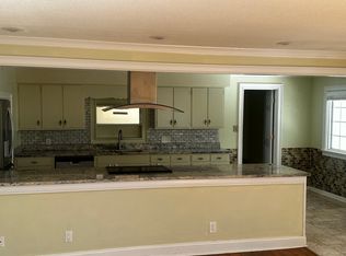 2525 Jerry Jones Dr, Valdosta, GA 31602