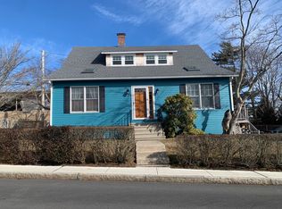 12 Ledyard St FL 2, Newport, RI 02840
