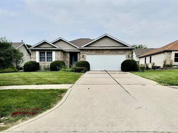 7448 Mary Kay Ct, Winfield, IN 46307