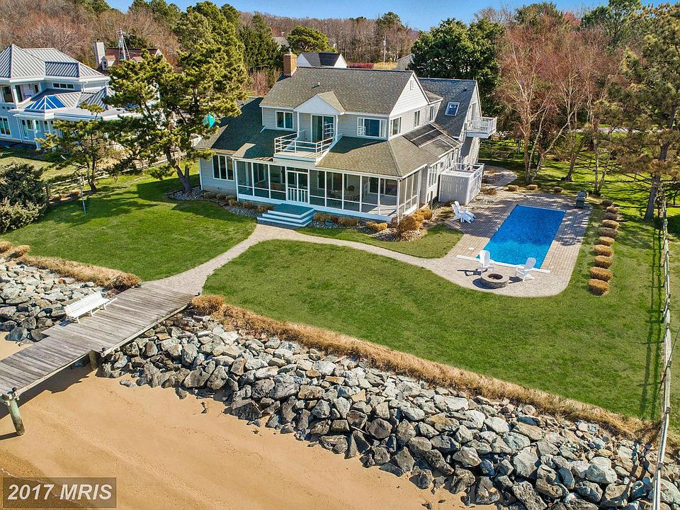 1st image of 132 Chesapeake Bay Dr