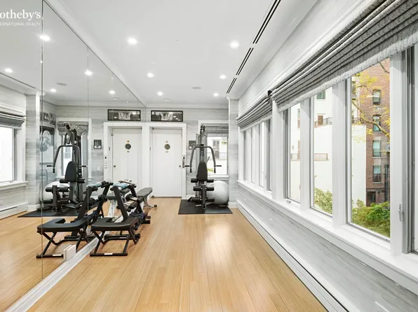 67 East 82nd Street image 11 of 25