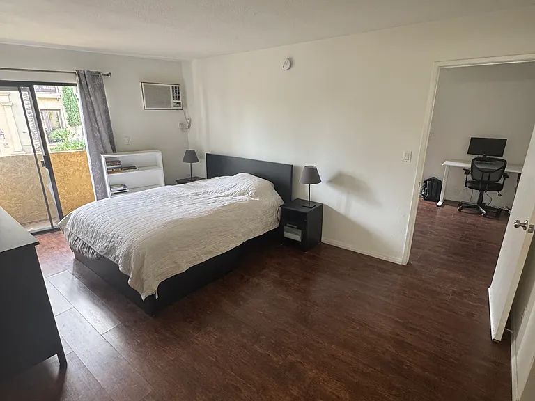 1625 Glendon Ave #3 — Photo 5