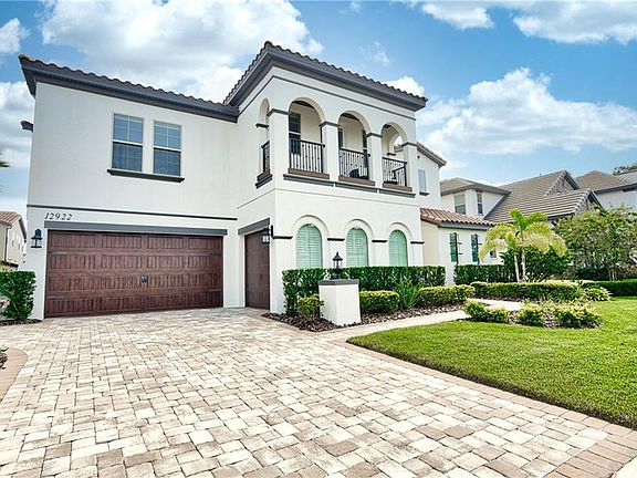 3rd image of 12922 Canopy Woods Way
