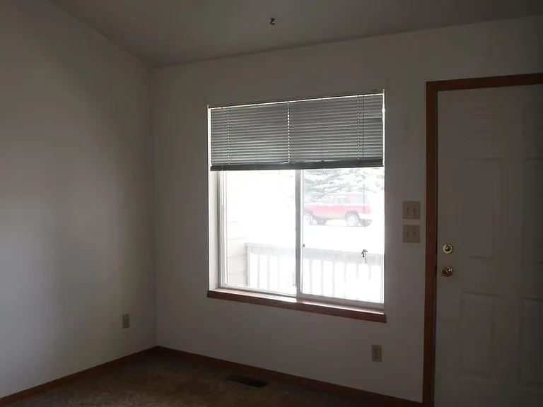 309 Powder River Ave — Photo 11