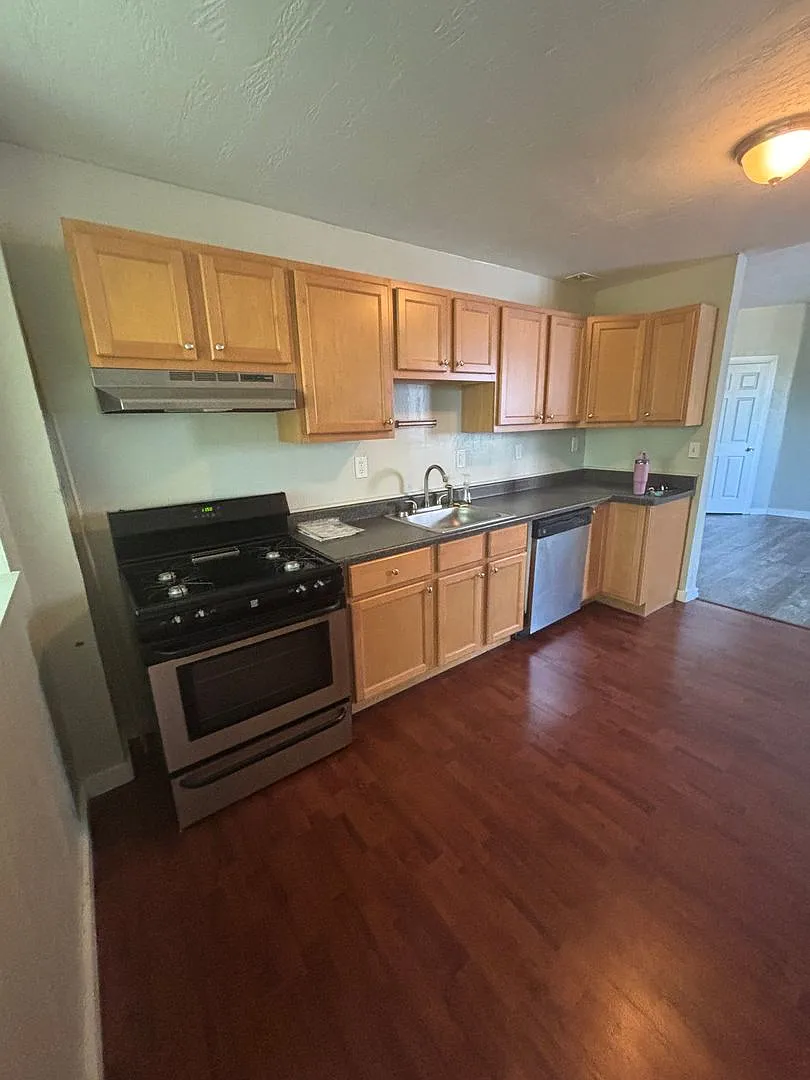 3822 Liberty Ave. — Photo 1